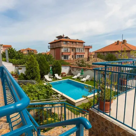 Guest house семеен брилянтин Sveti Vlas